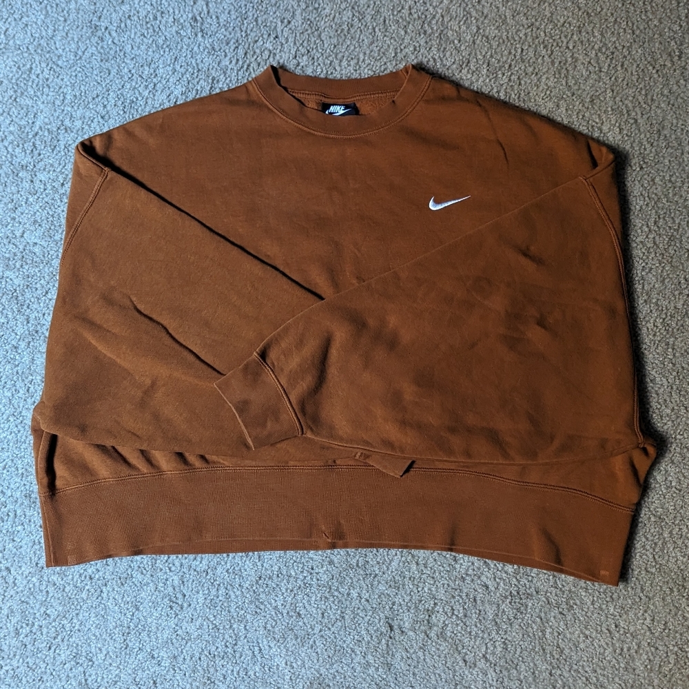 Xl Cropped Nike Crew